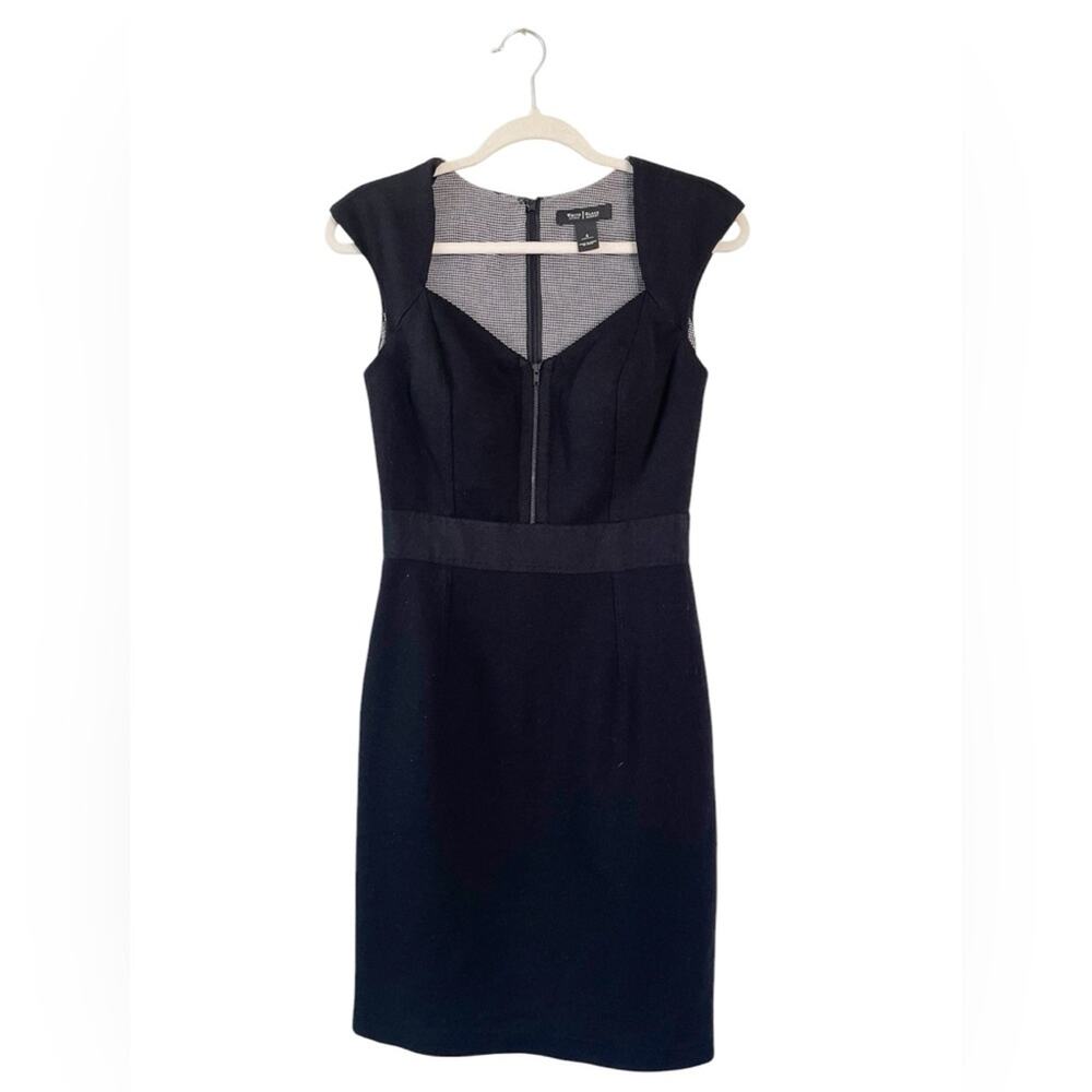 White House Black Marlet Black Pencil Dress Size 4 EUC